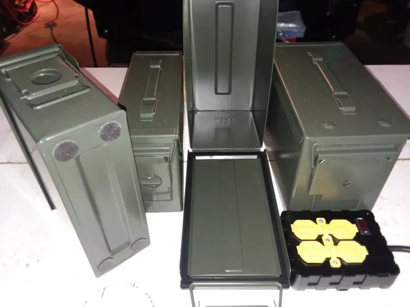 Ammo cans.jpg