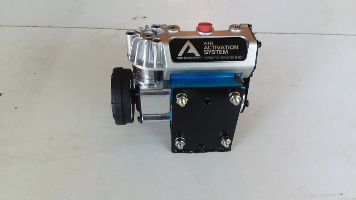 arb pump on bracket 2.jpg