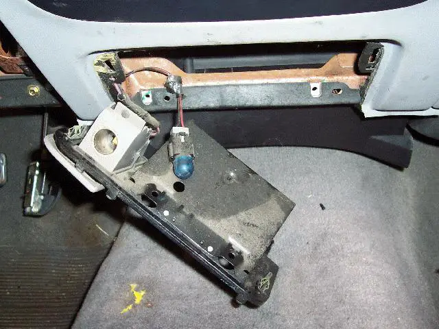 ASHTRAY1.JPG