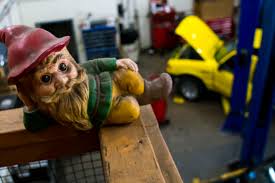 auto repair gnome.jpg