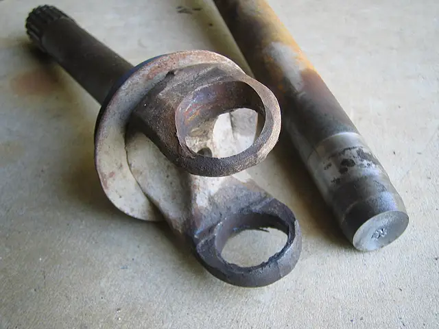 axleshaft_03.jpg