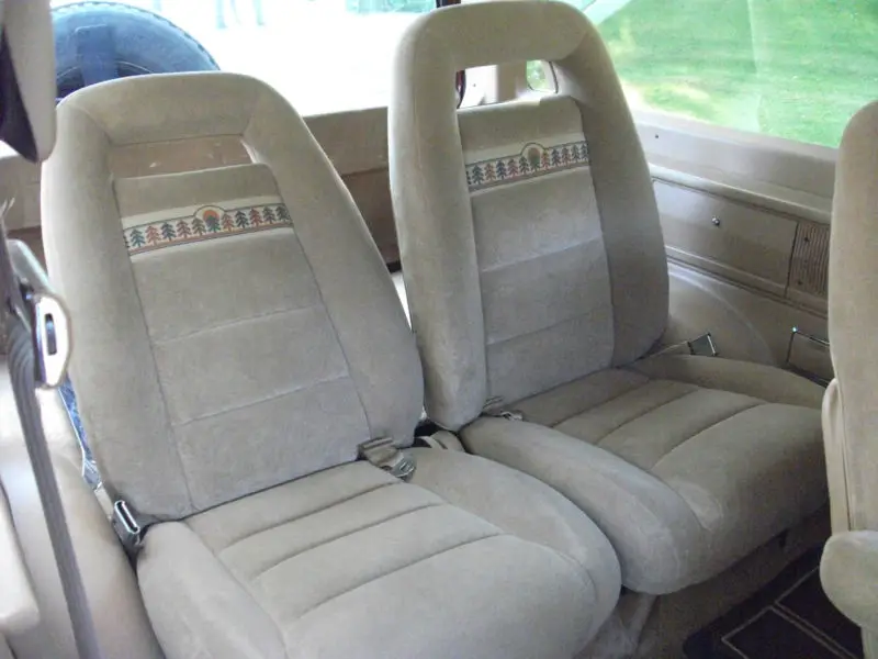 b2_recline_1.jpg