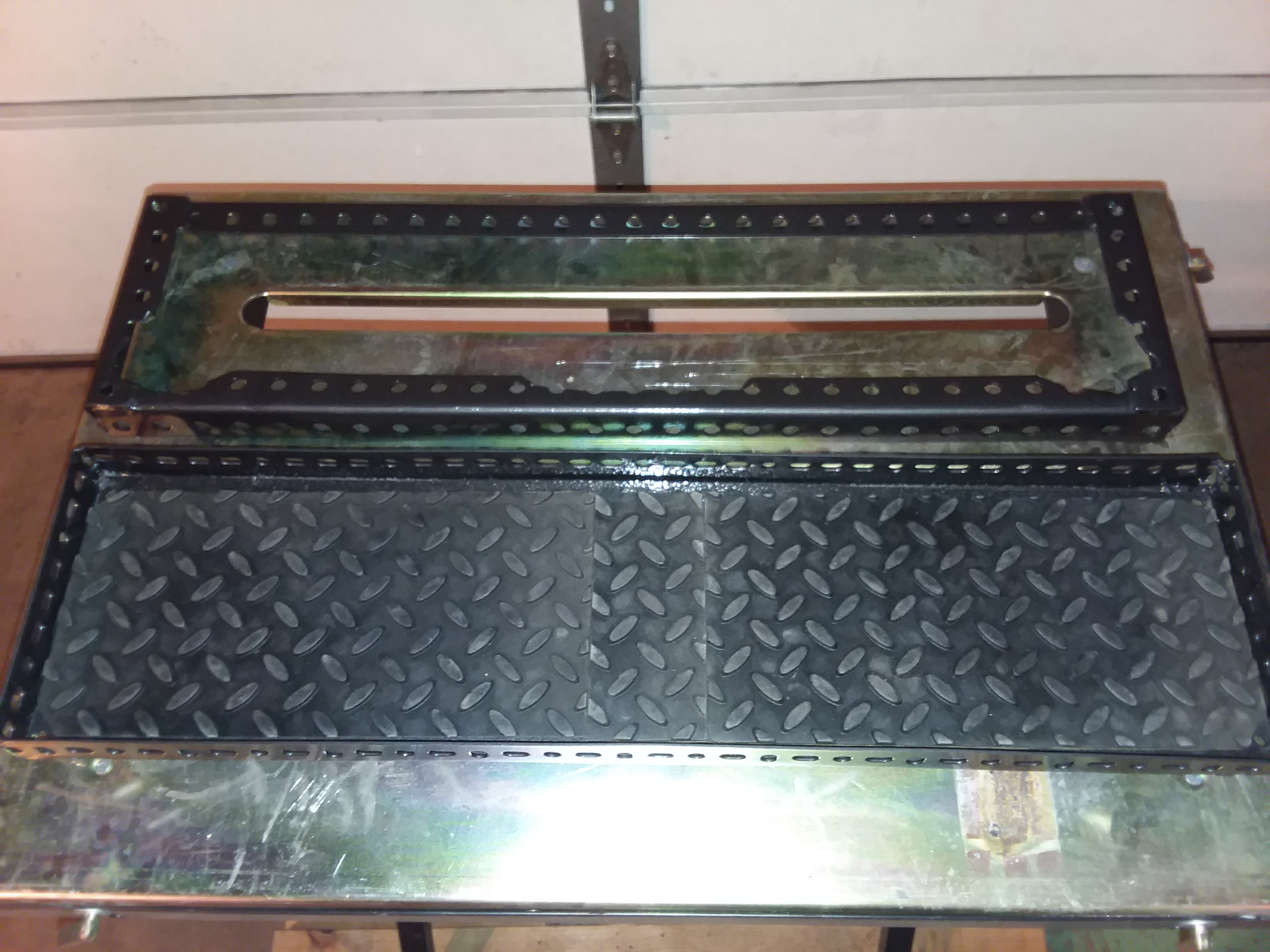 Batt box tray and lid.jpg