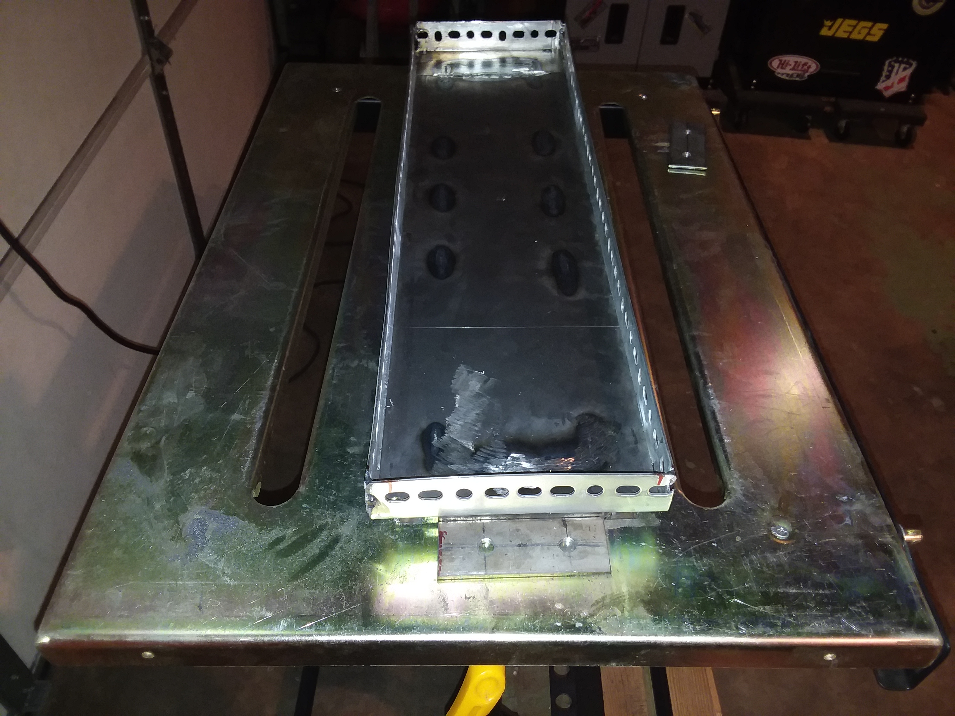 Battery tray built.jpg