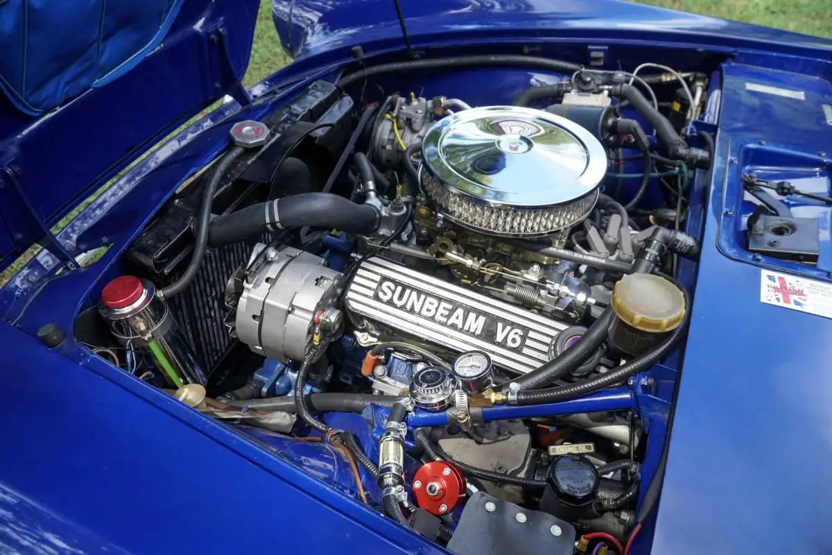 Blue Boys Engine Compartment, Custom Valve Covers, Radiator overflow tank etc         636.jpeg