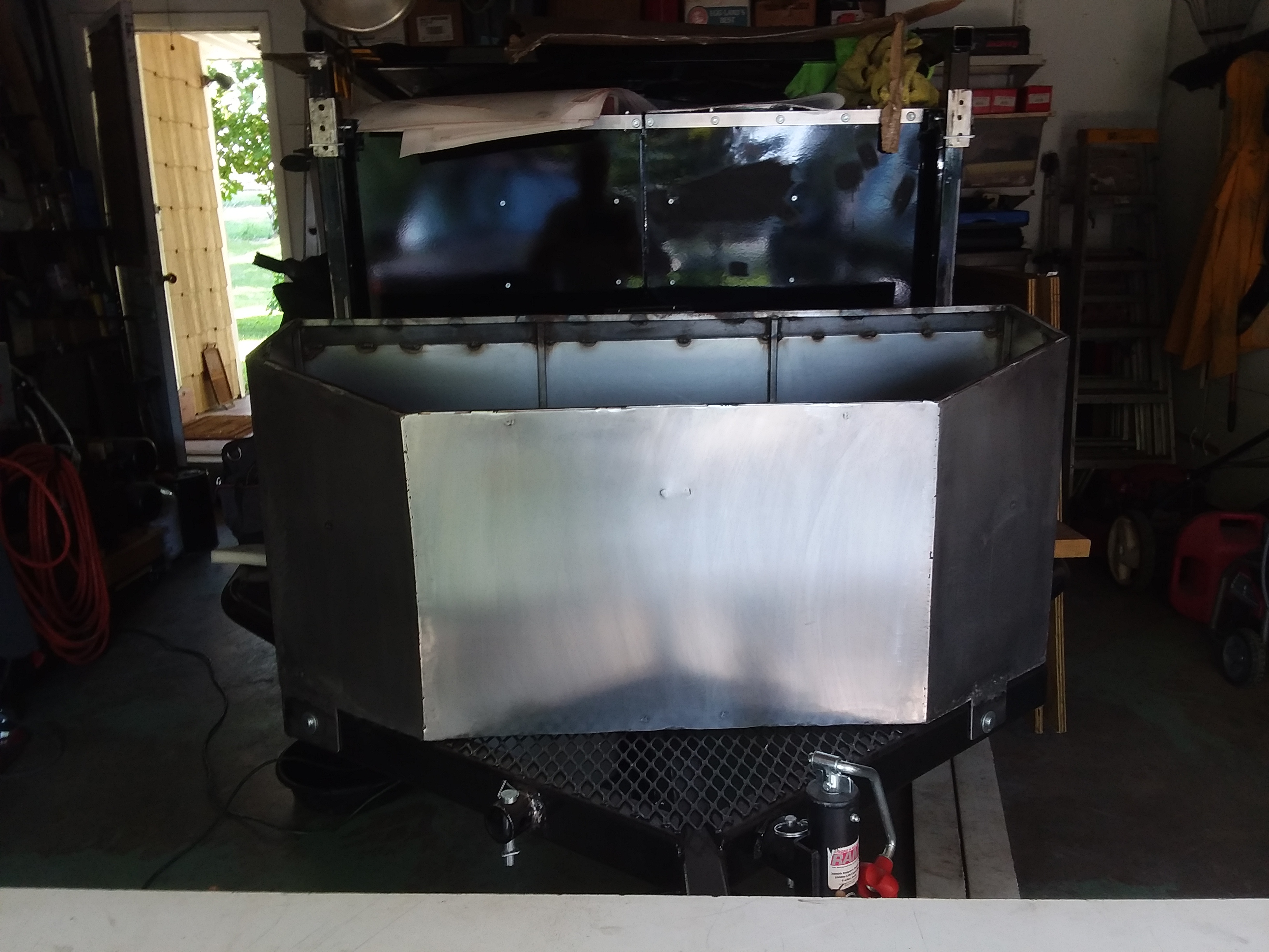 Box on front view.jpg