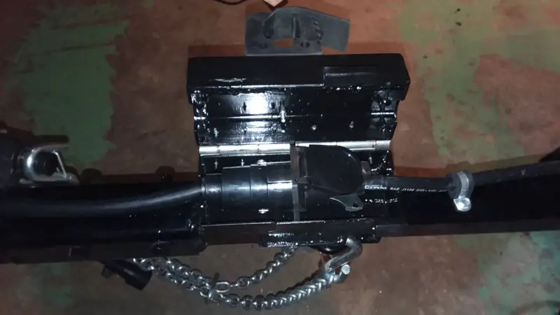 box open cables connected.jpg