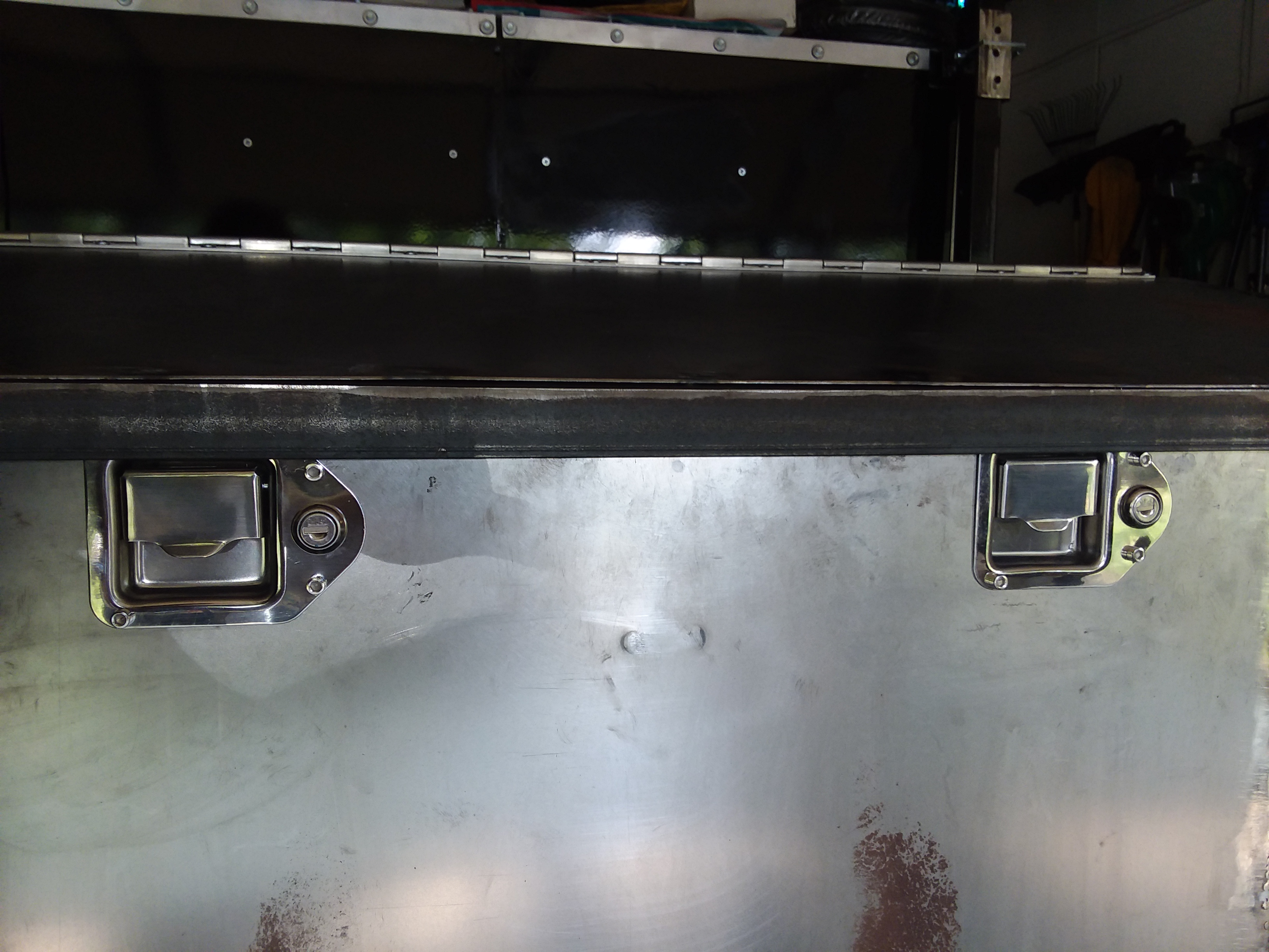 box paddle latches.jpg