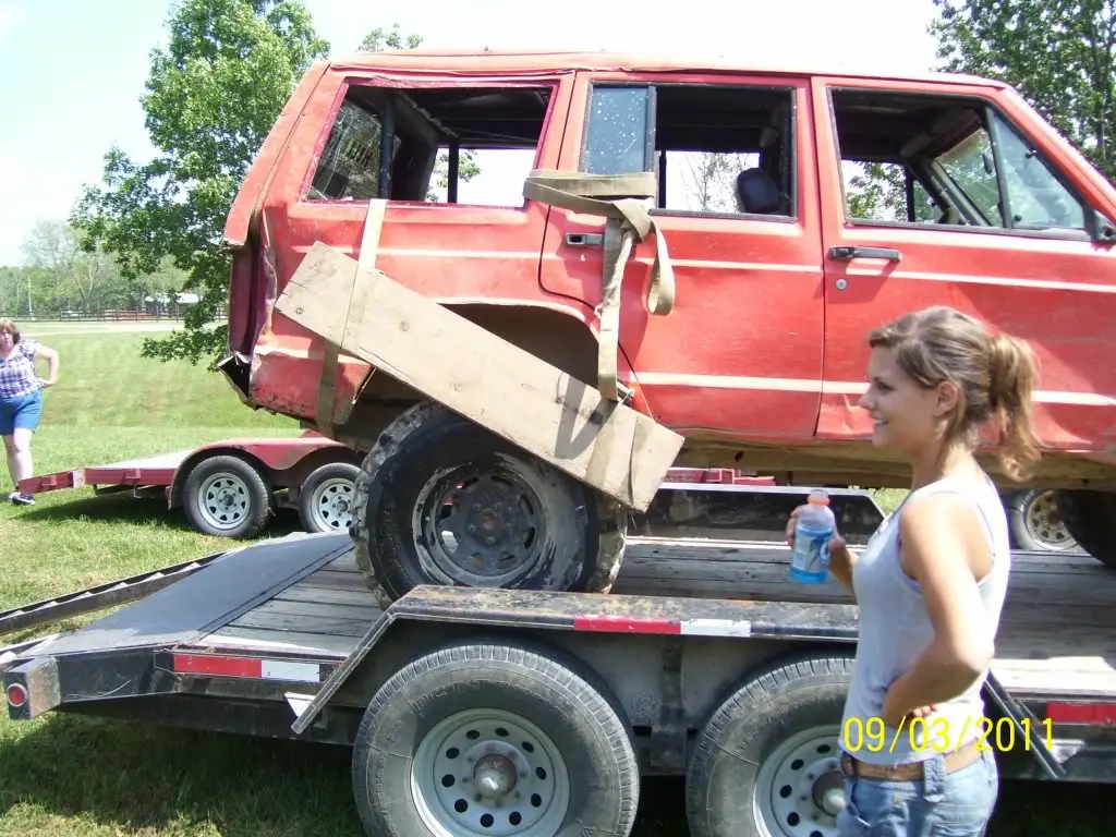 brokenaxleredneckfix1.jpg