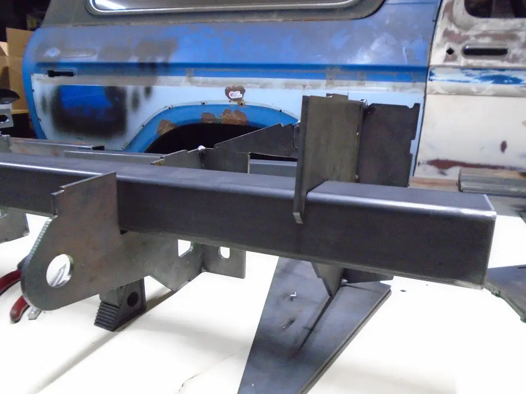 Bumper-mounts-2by2-close.jpg