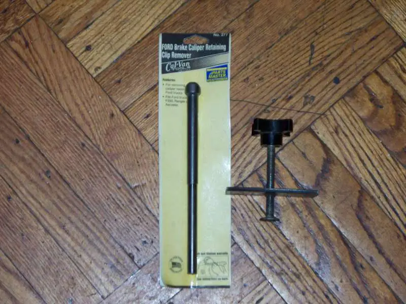 Caliper_pin_piston_tools_.jpg