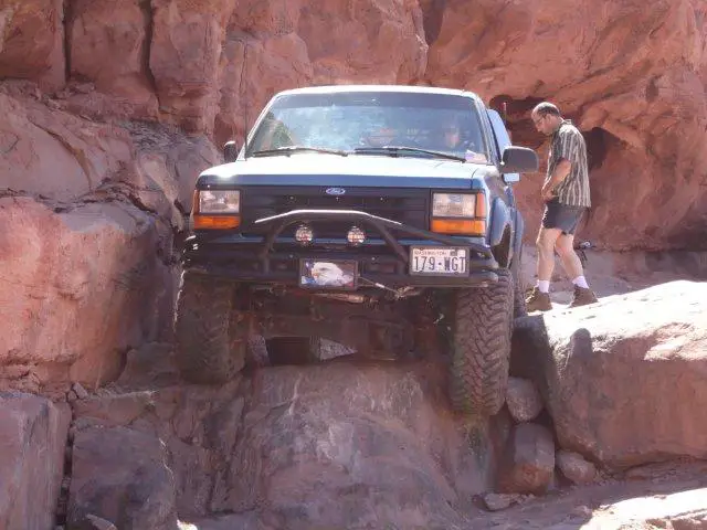 Cliffhanger-Paul1SM.jpg