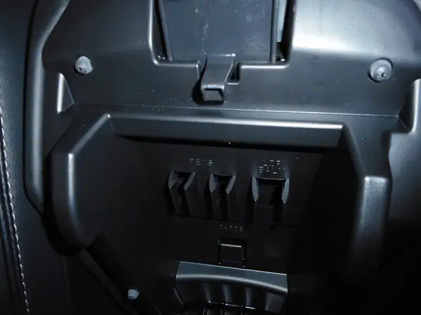 console lid.jpg