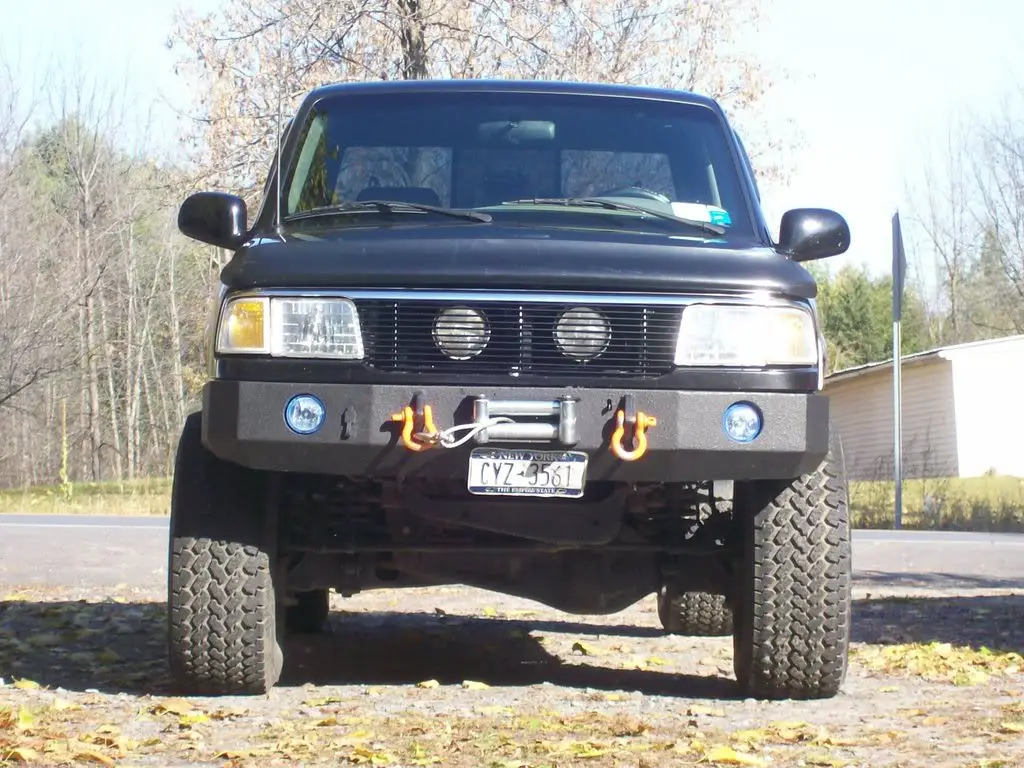 customfrontbumper.jpg