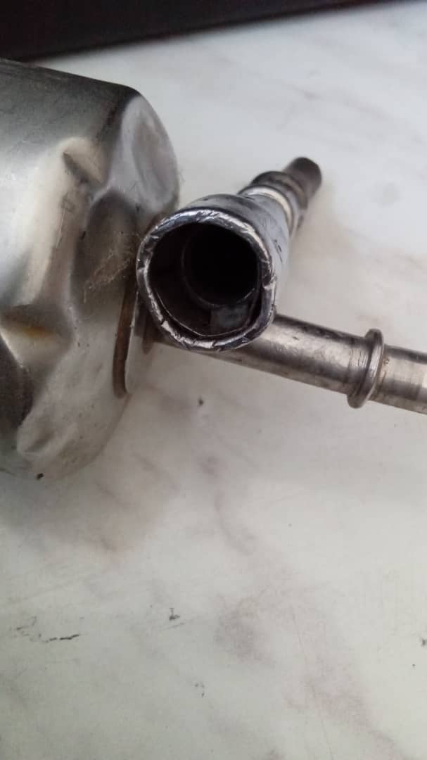damaged fitting.jpg
