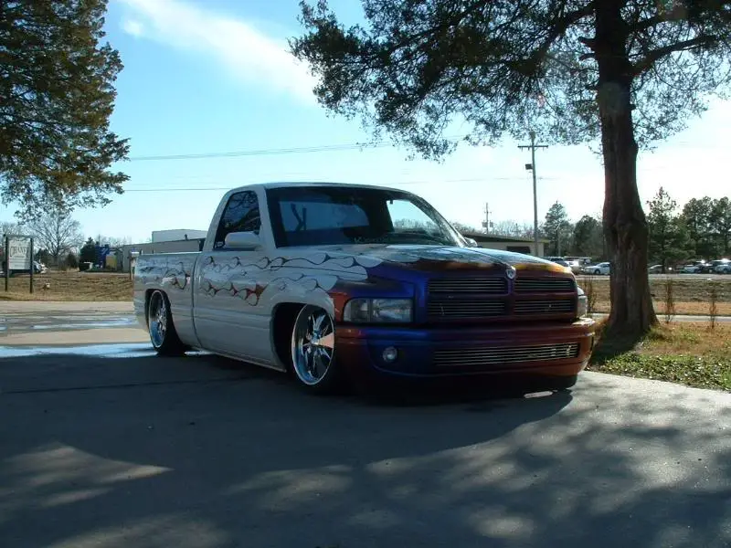 dodge2.jpg