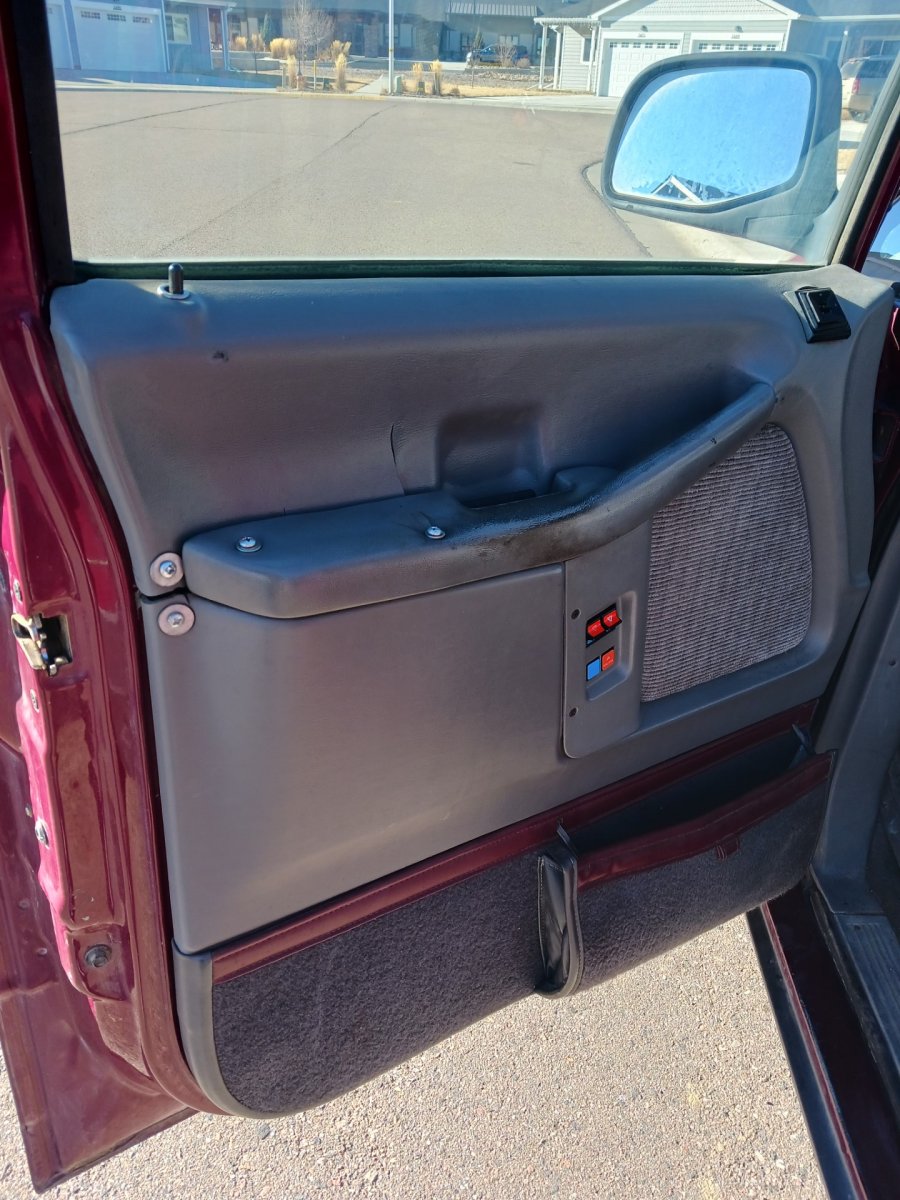 door panel L.jpg