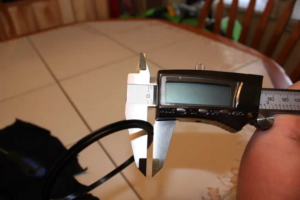 doublelipcaliper.jpg