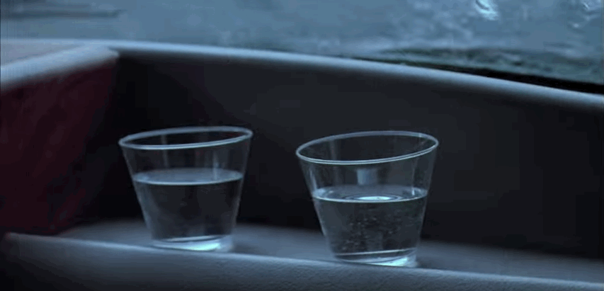 e-of-the-most-terrifying-scenes-from-jurassic-park.gif