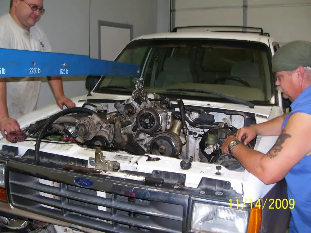 engineinstall6.jpg