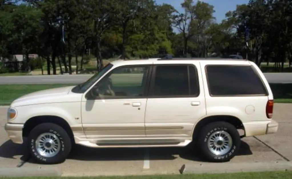 explo-beige1.jpg