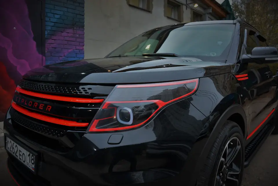 Explorer Running Boards.2.jpg