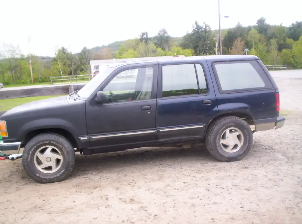 explorer001.jpg