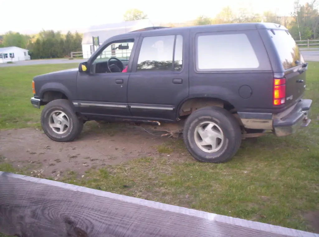 explorer002.jpg