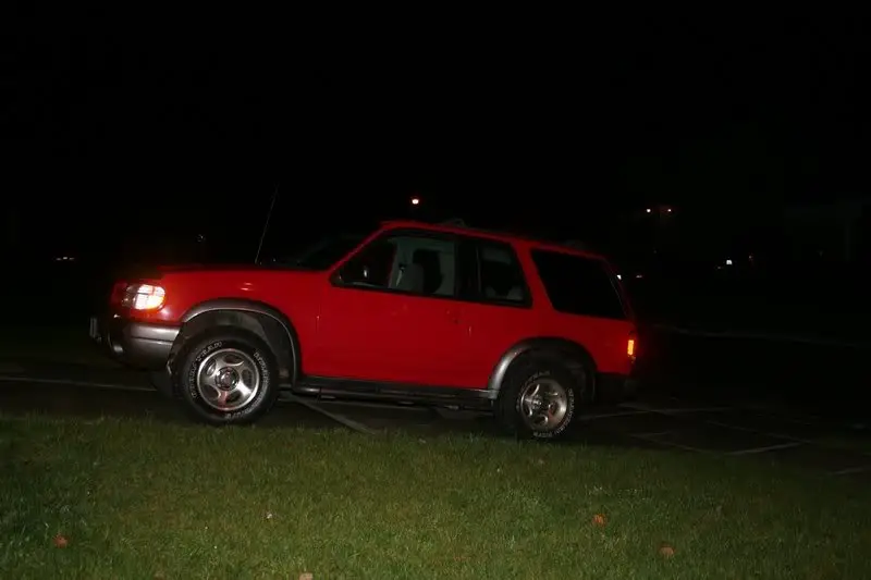 explorer03.jpg