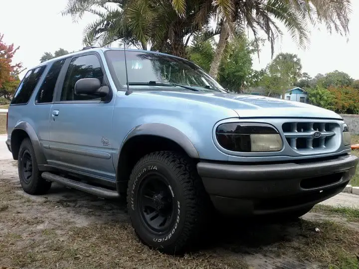 explorer3.jpg
