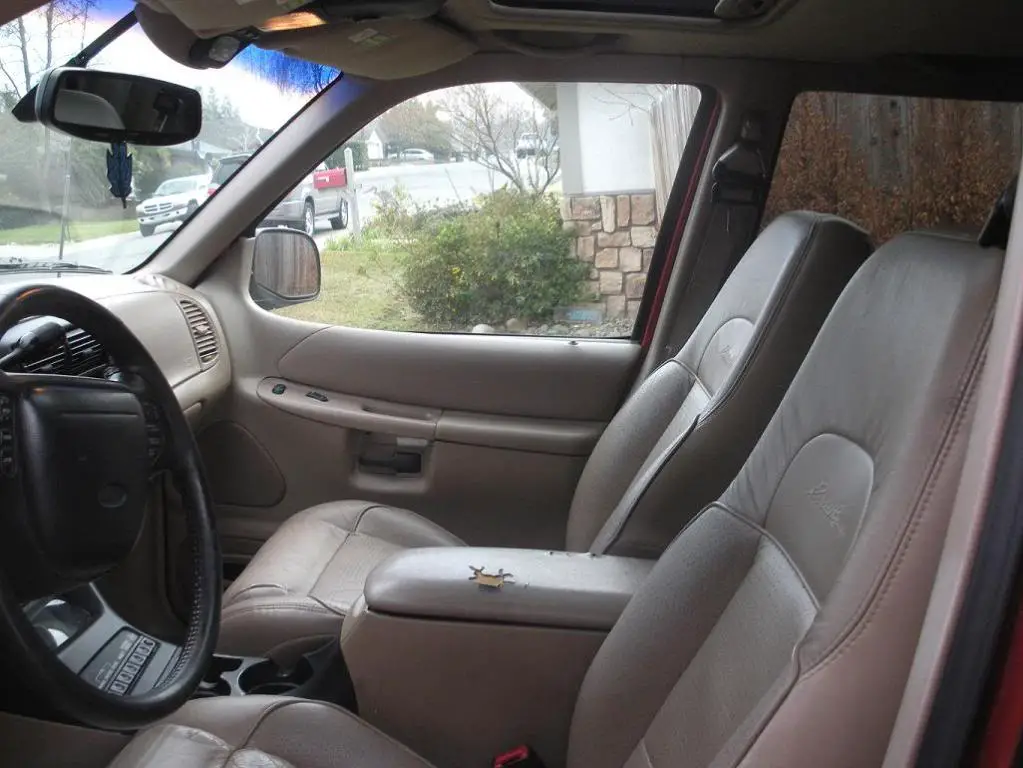 ExplorerInterior.jpg