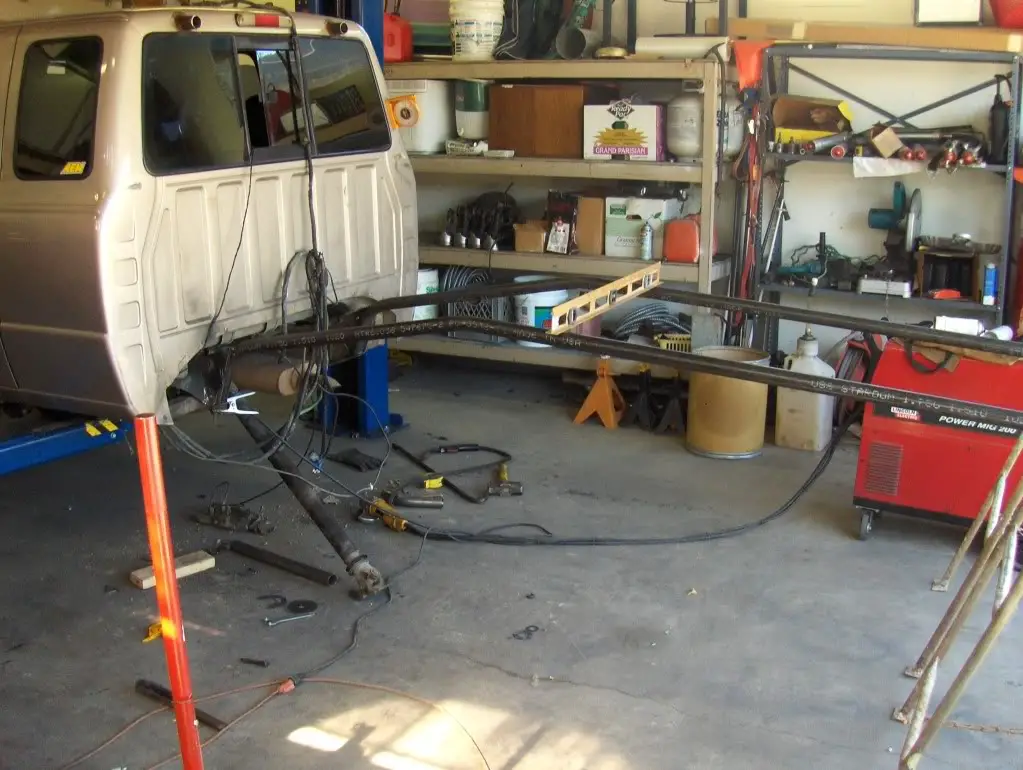 fireextinguishermount021.jpg