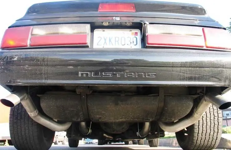 ford_mustang_lxrear_view.jpg