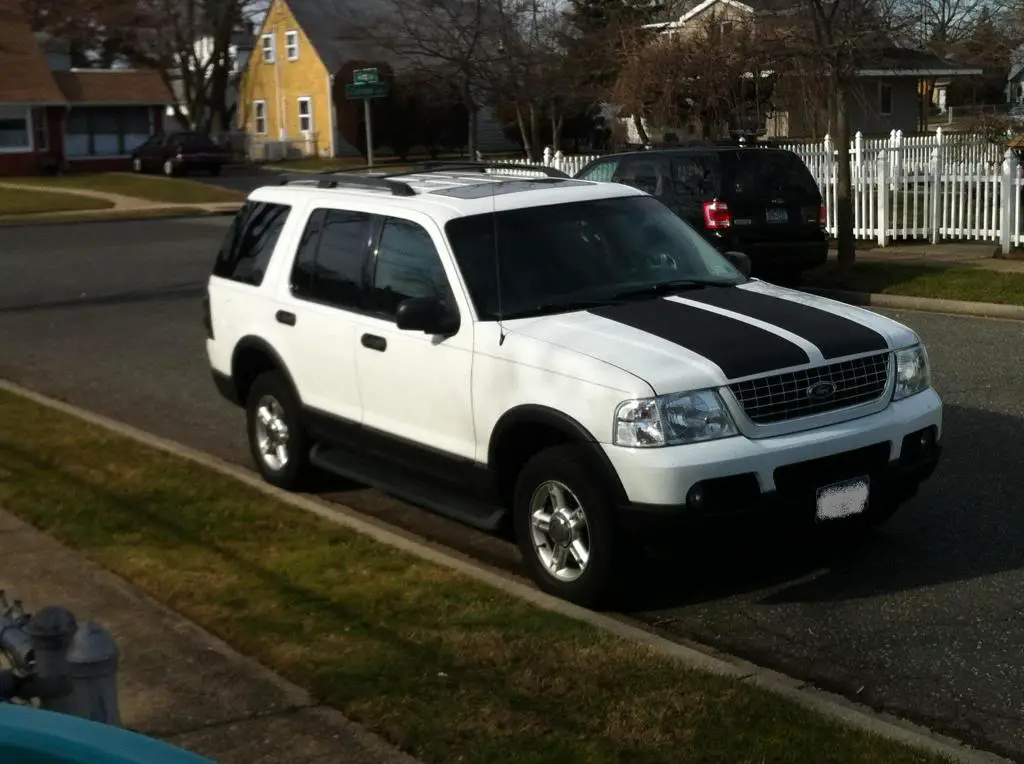 FordExplorerTransform005_zps697b470c.jpg