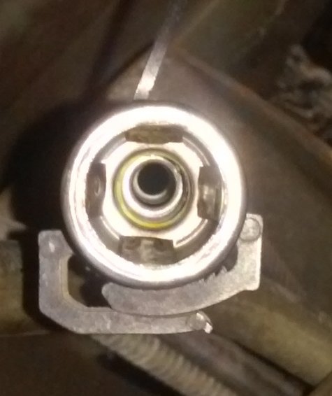 FUEL LINE END.jpg