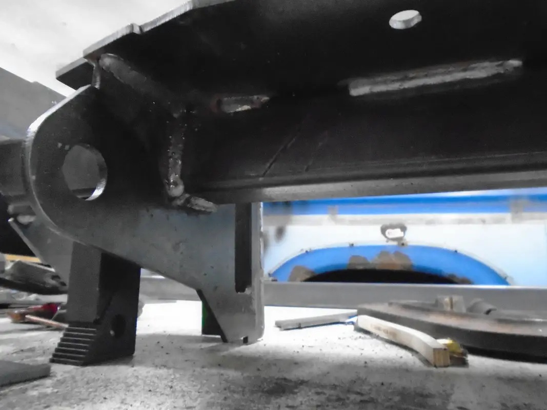 Fully-welded-center-1.jpg