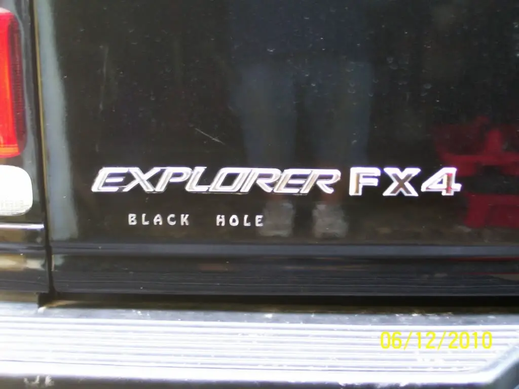 fx4emblem.jpg