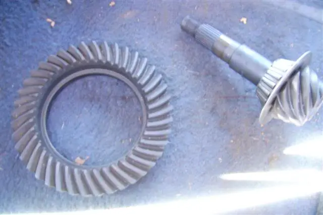 gears3.jpg