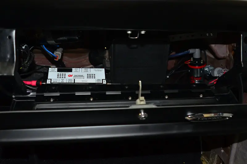 glovebox.jpg