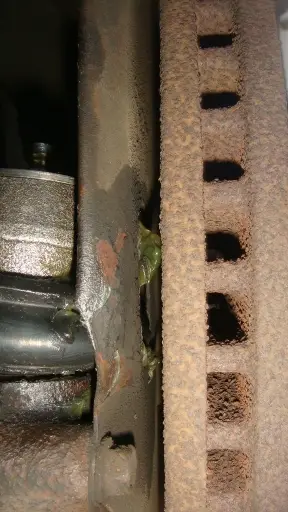 Grease20On20Inner20Rotor.jpg