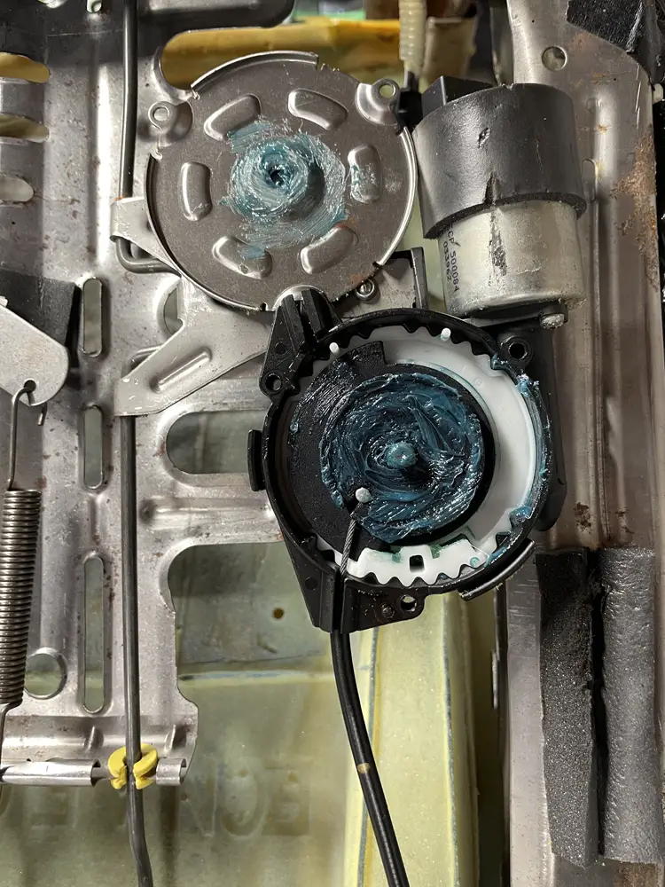 Gruven Gear Assembly 1.jpg