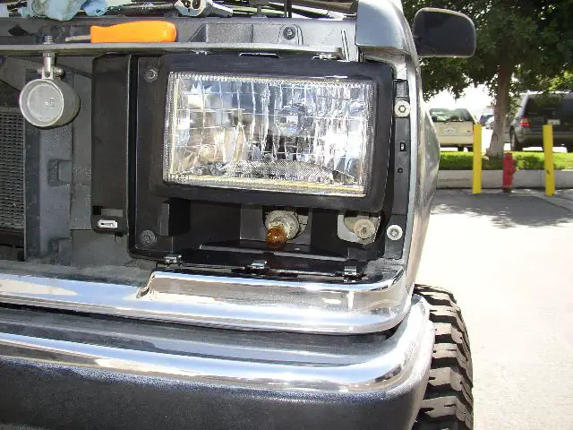headlights_018.jpg
