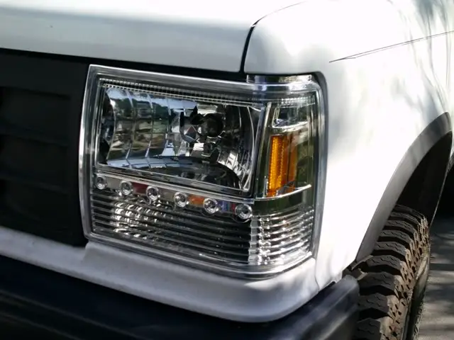 Headlights_installed3.jpg