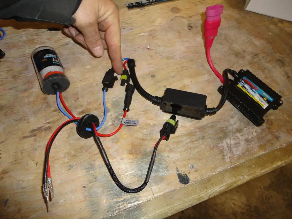 HID7_zpscbe67bec.jpg