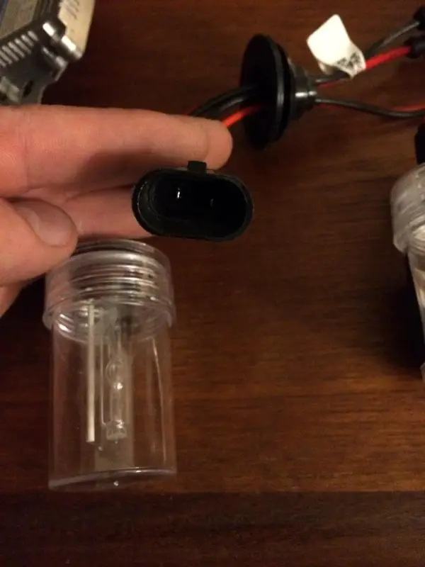 HIDconnector.jpg