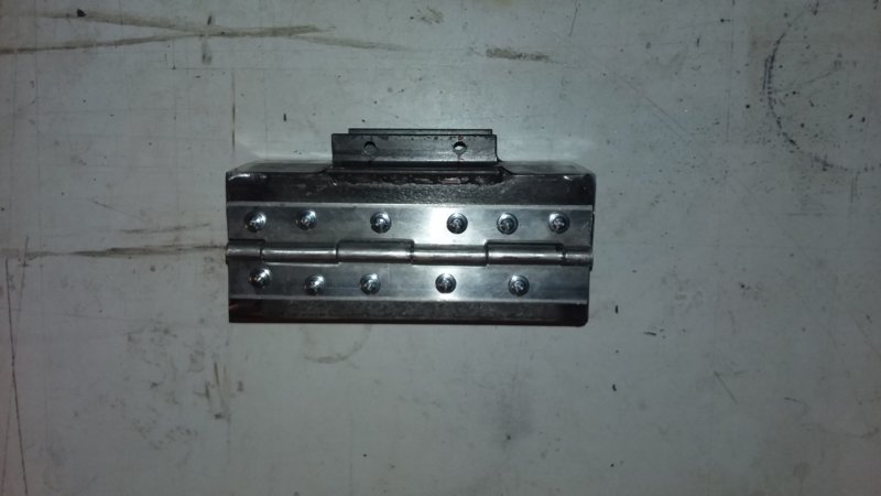 hinge side.jpg