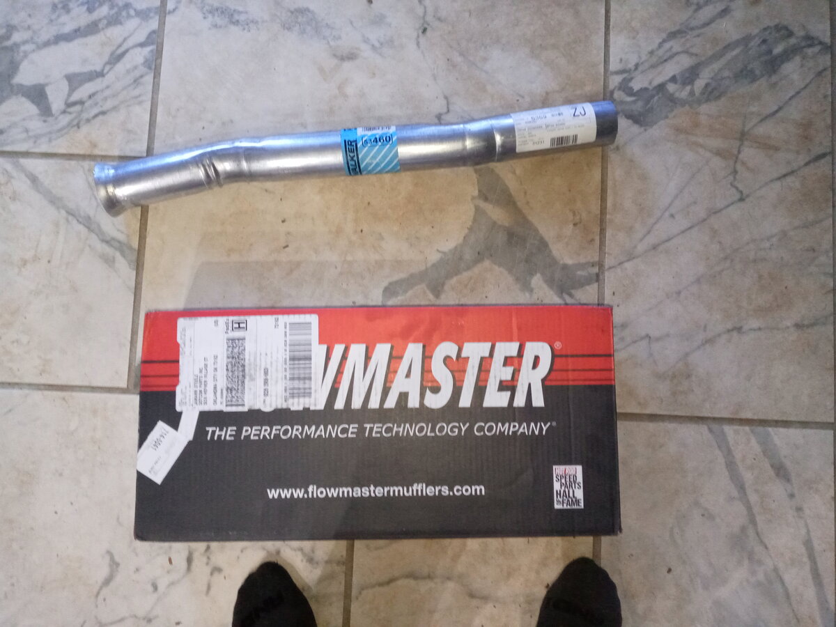 Intermediate_Pipe_and_Muffler.jpg
