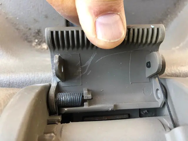 latch - inner.jpg