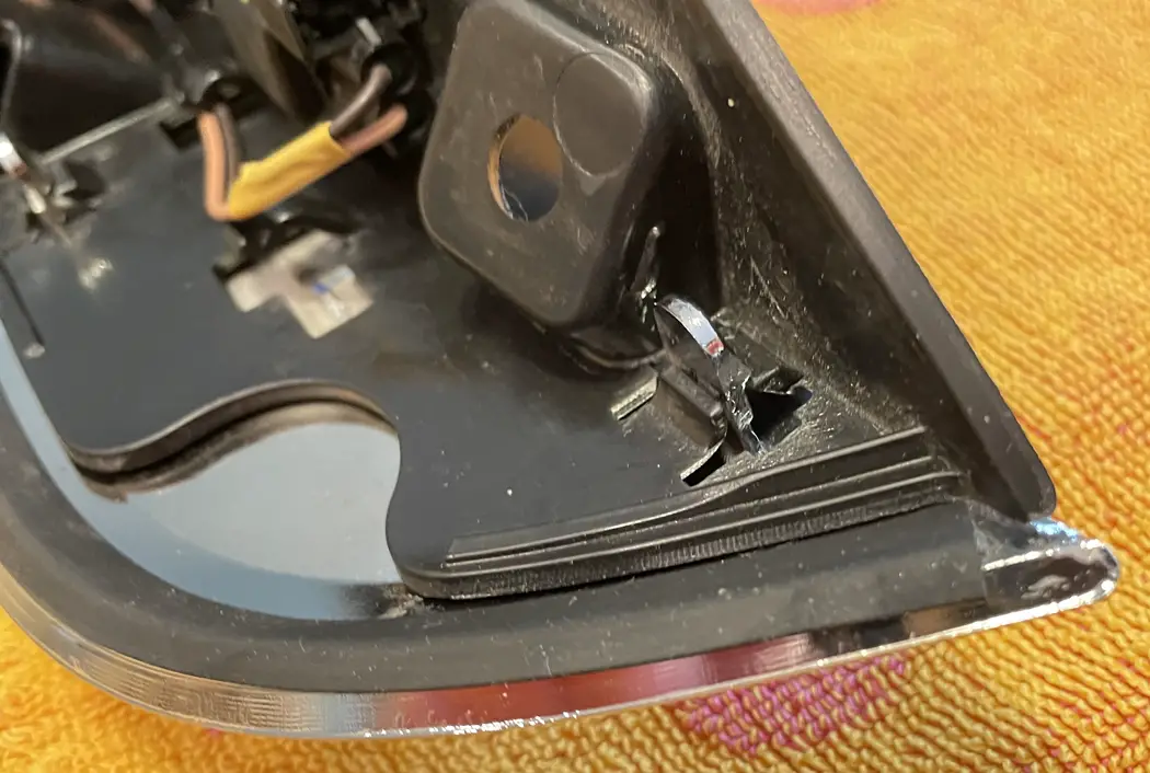 LFP Snap Leg Detail.jpg