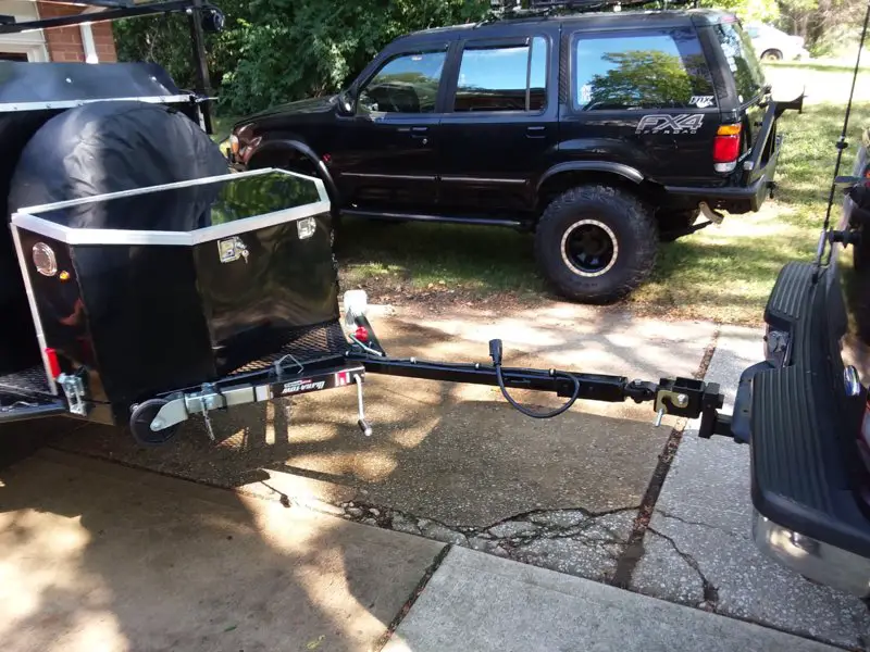 lok n roll hitch on Pugly.jpg